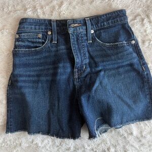 Madewell Curvy high-rise Denim Shorts Size 26